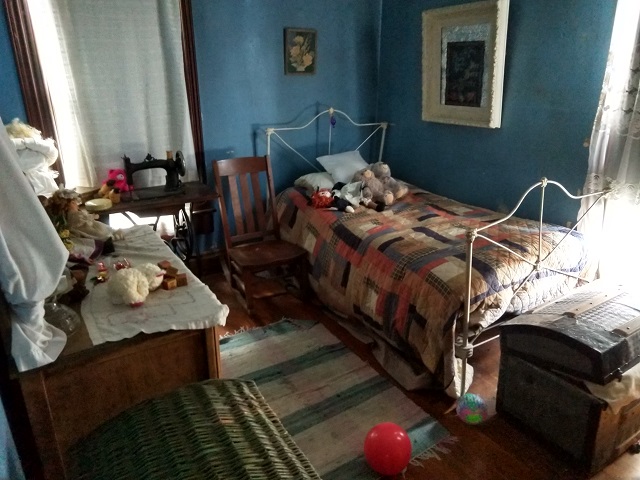 The guestroom where the Stillinger sisters were murdered. Chuck's Paranormal Adventures Investigation of the Villisca Ax Murder House -